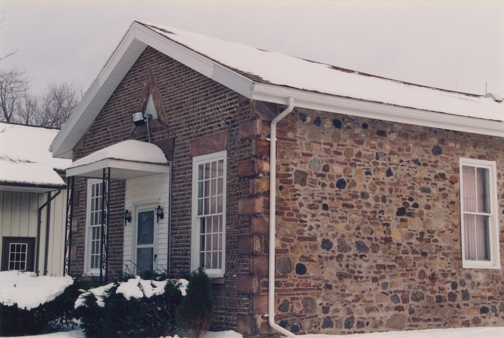 Ken-7 1879 Kendall Rd 1